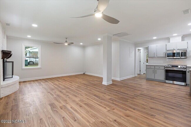 Building Photo - ADORABLE 3 BR | 1 BA Home in Dudley | Fully Renovated and Move-In Ready!