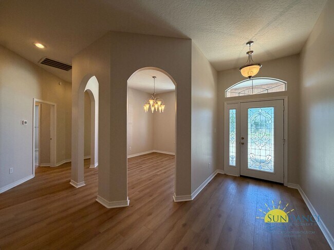 Foto del edificio - Updated 3BR Home in Gated Bridgeport Colony Near Hurlburt & Eglin AFB!