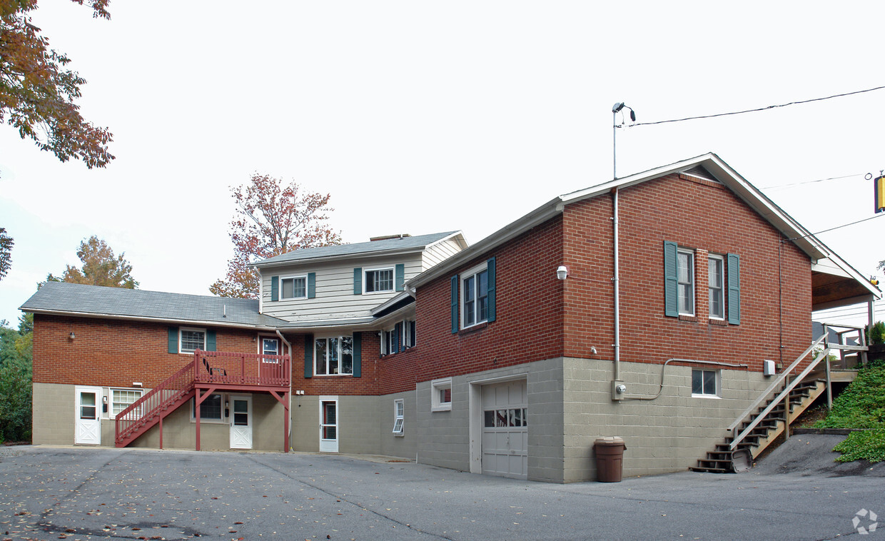 Primary Photo - Marion Apartments