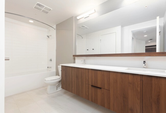 3BT1-NW - Secondary Bathroom - UXBorough Living