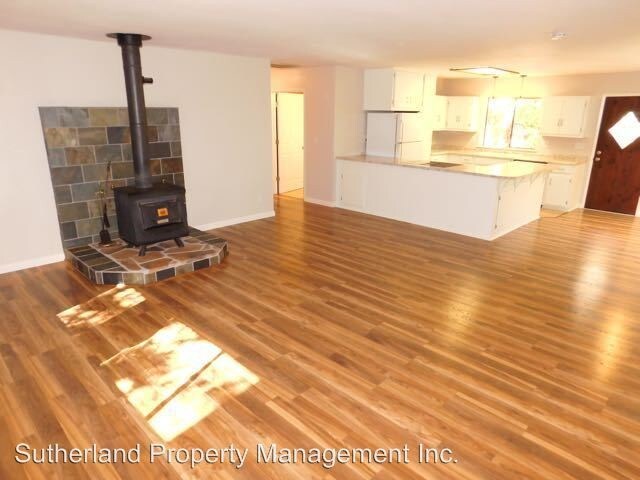Foto del edificio - 21200 Todd Valley Rd