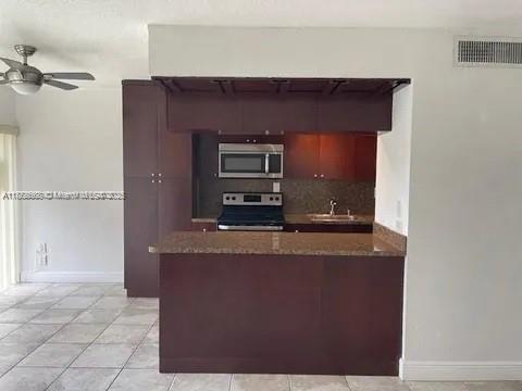 Foto del edificio - 9311 SW 4th St