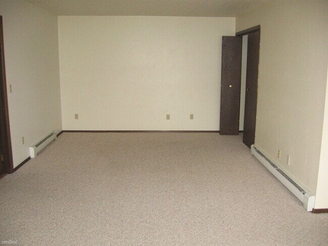 Foto del edificio - 2220 E Divide Ave