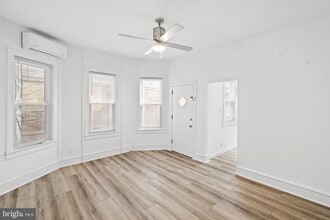 Building Photo - 508 Station Ave