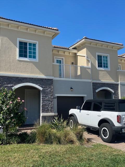 Building Photo - 6247 SE Portofino Cir