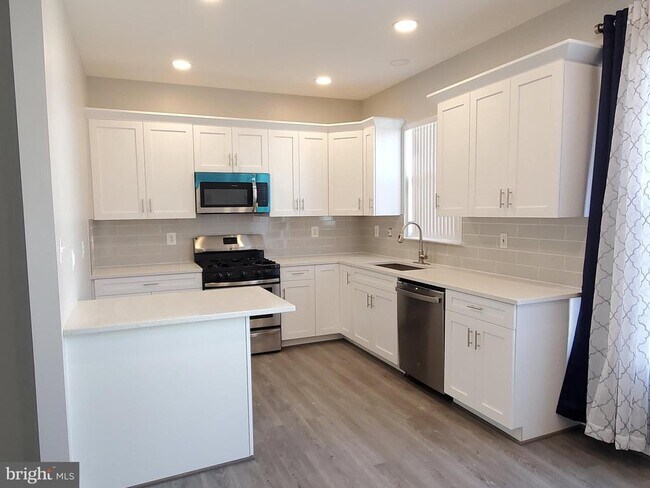 Building Photo - 14227 Beddingfield Way