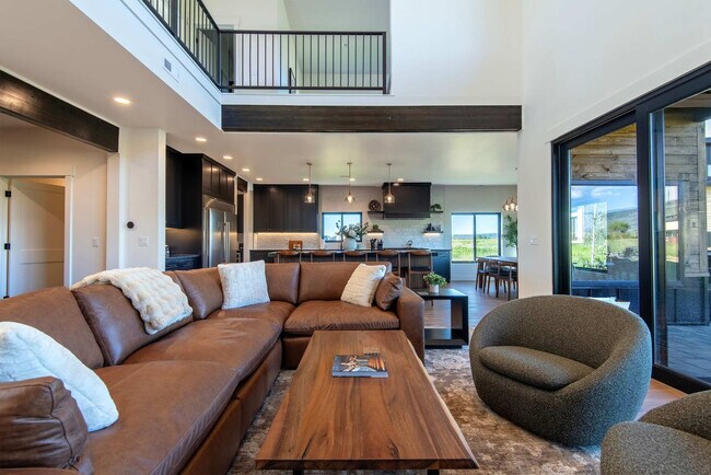 Foto del edificio - 1601 Jackrabbit Ln