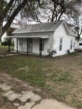 Building Photo - 208 E L St