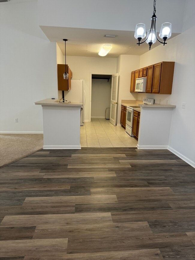 Diining Area - 4935 Islamorada Ct