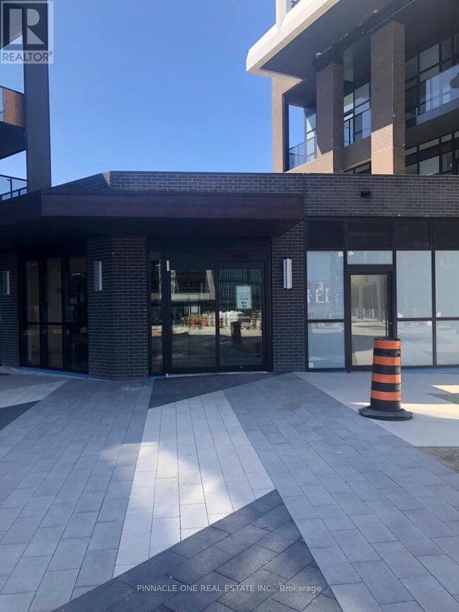 Building Photo - 50-350 George Butchart Dr
