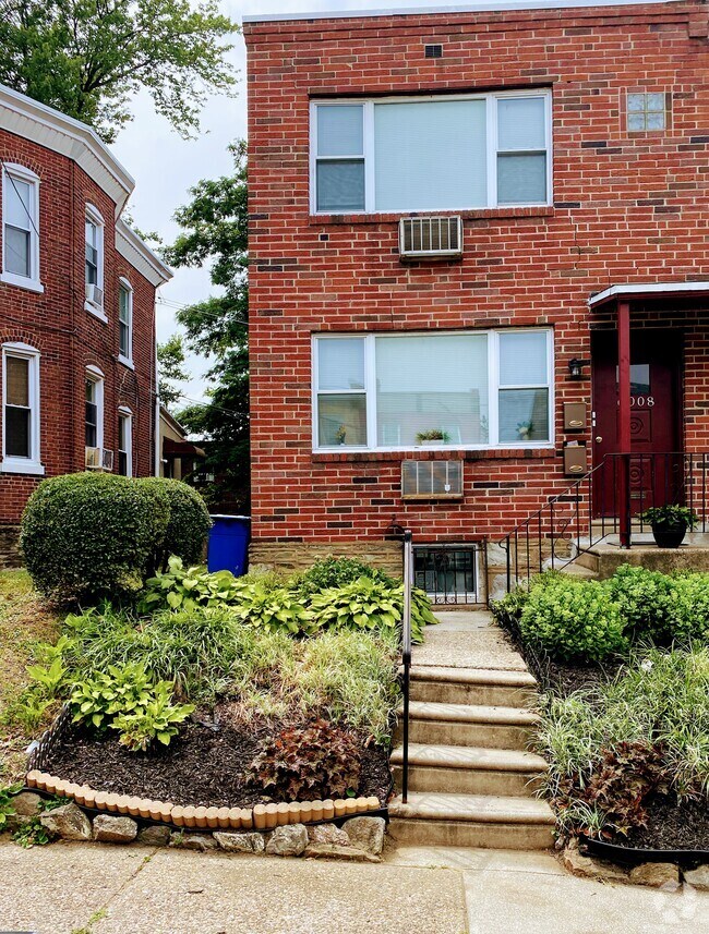 Apartments for Rent in 19141