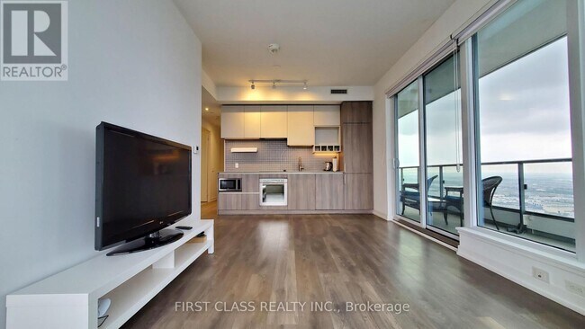 Photo du bâtiment - 950-3950 Portage Pkwy