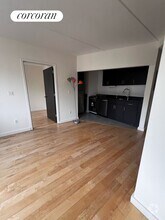 Building Photo - 1810 3rd Ave
