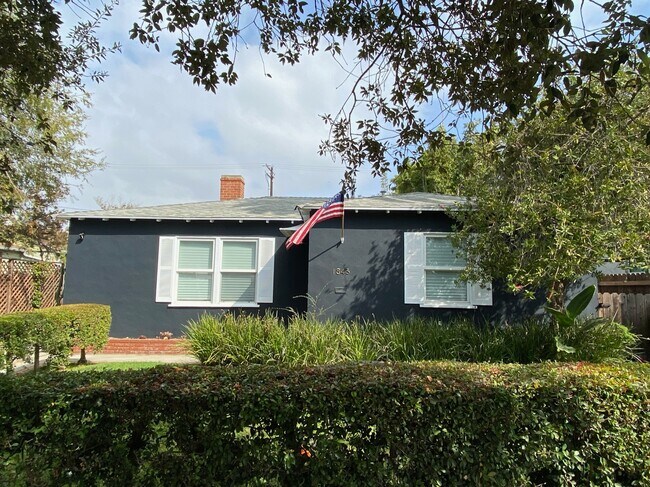 Foto del edificio - 1843 Euclid St