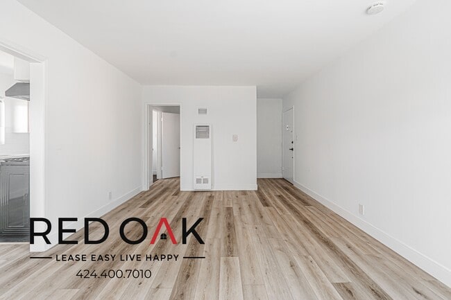 Building Photo - 8514 Sherwood Dr