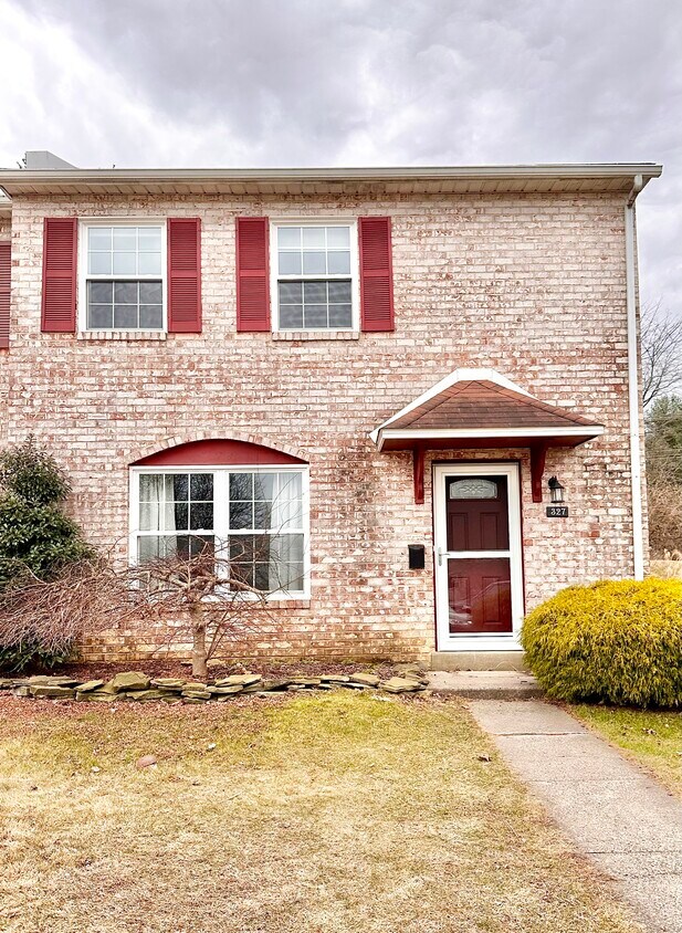 327 Gwynedd Ct, Exton, PA 19341 Townhome Rentals in Exton PA
