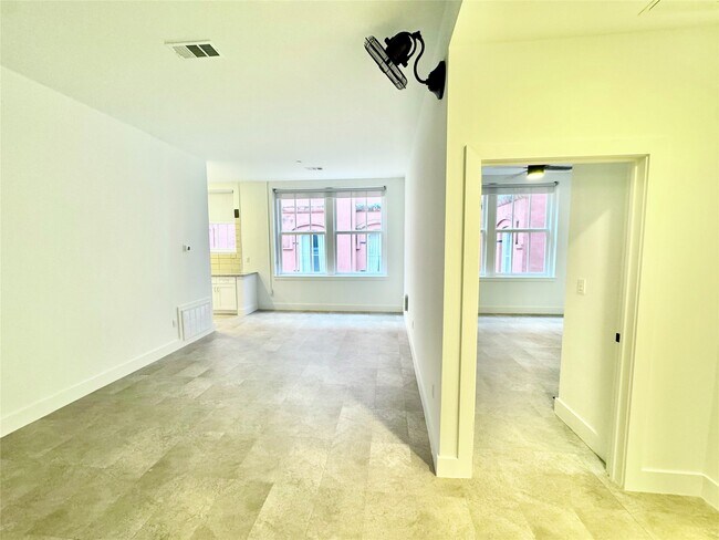 Foto del edificio - 2102 Mechanic St