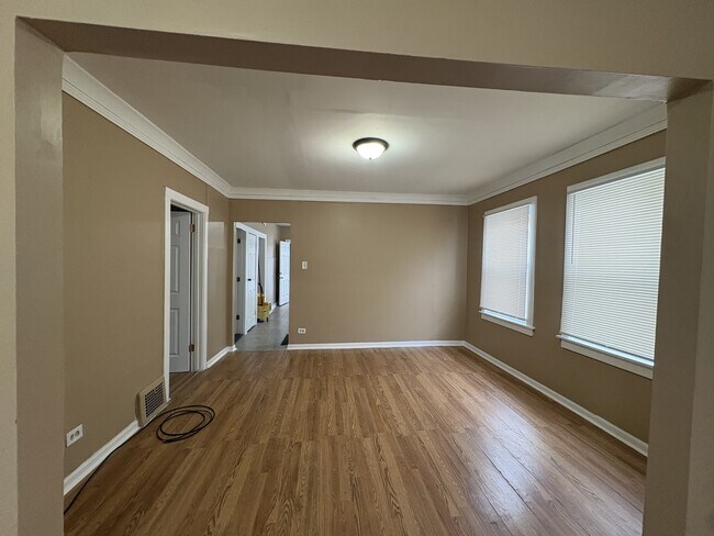 Foto del edificio - 12027 S Lafayette Ave