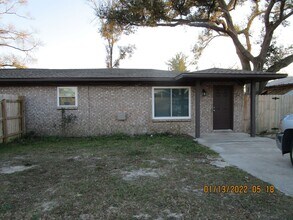 Building Photo - 4828 Grimes St