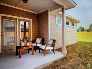 Building Photo - 747 Gristmill Dr