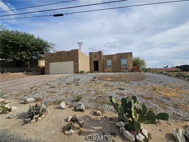 Primary Photo - 10774 Ocotillo Rd