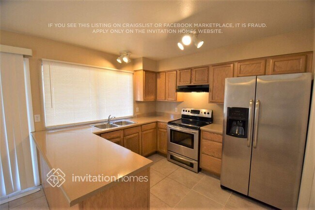 Foto del edificio - 3410 N 90th Dr