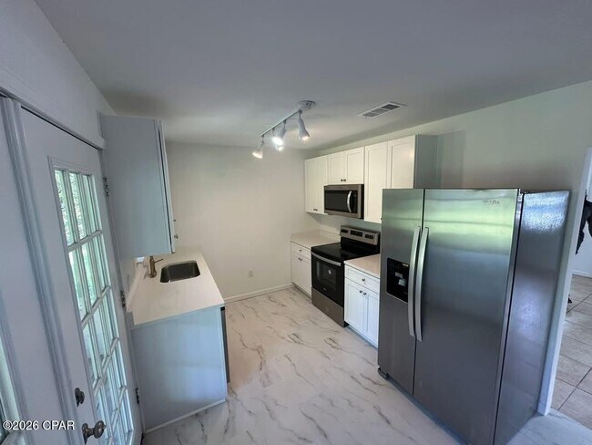 Foto del edificio - 1603 Calhoun Ave