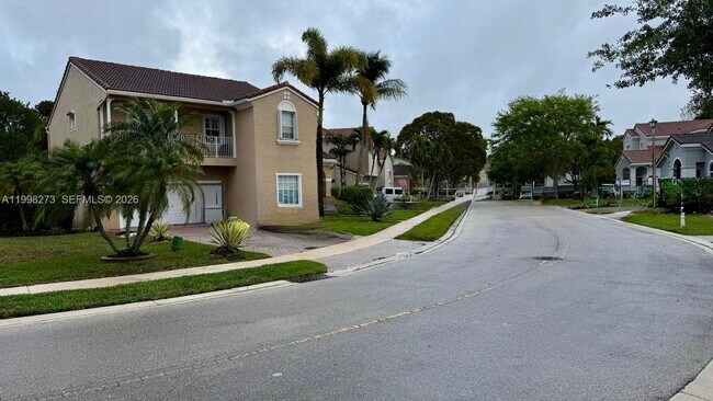 Foto del edificio - 12653 NW 7th Ct