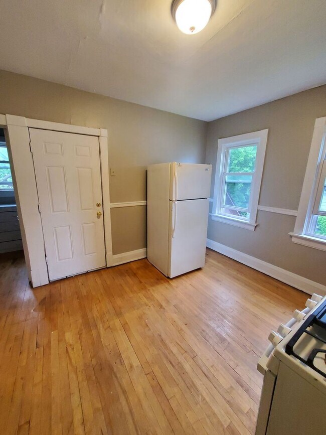 Building Photo - 3228 N Achilles St. (Duplex)