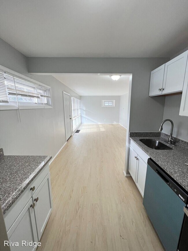 Building Photo - 4 br, 1 bath House - 733 Jefferson Road
