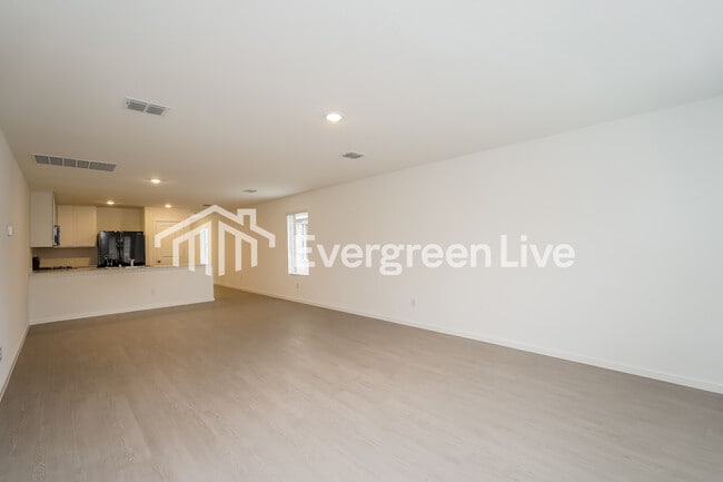 Foto del edificio - 808 Dressage Ln