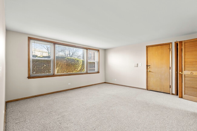 Foto del edificio - 6556 N Northwest Hwy