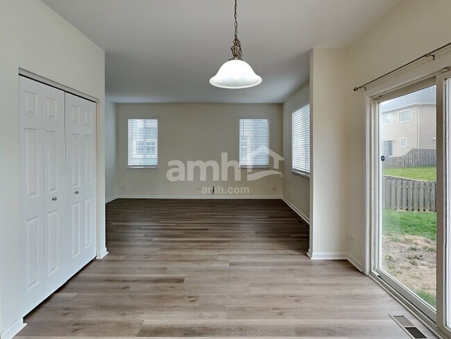 Building Photo - 1209 Fawnlily Cir