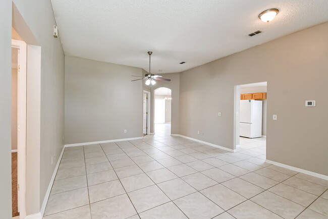 Building Photo - 2912 Brittany Bluff Dr