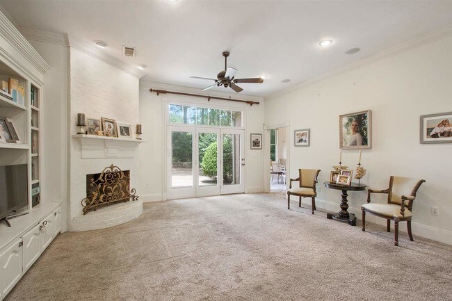 Building Photo - 5334 Carolwood Dr
