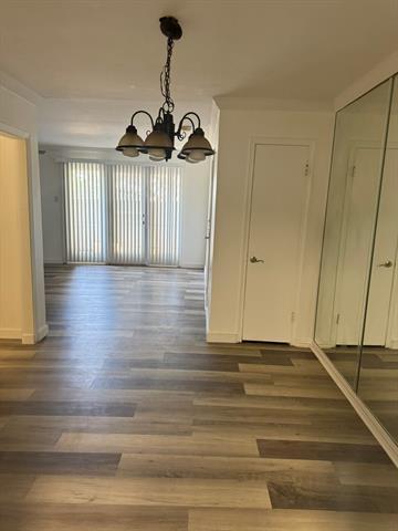 Building Photo - 7709 Meadow Park Dr