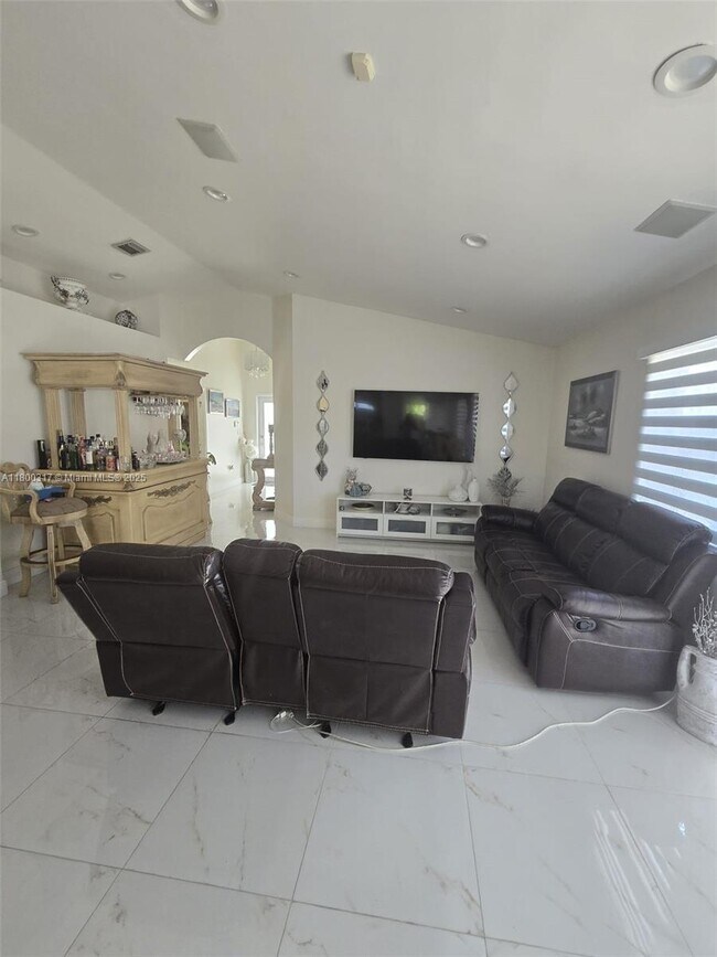 Foto del edificio - 14205 SW 149th Ave