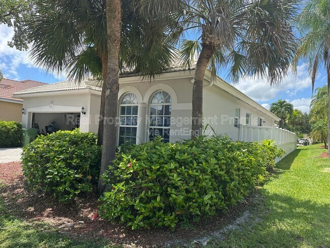 Foto del edificio - 16407 SW 1st Ct