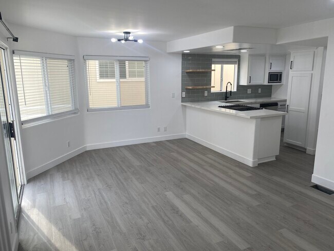 Foto del edificio - 213 Moonstone St