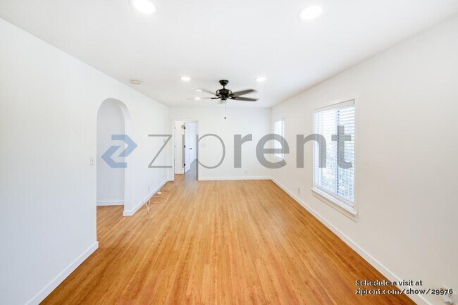 Building Photo - 510 Terrill Ave