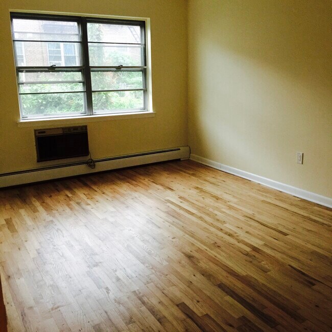 Habitación nro. 1 - 88-29 54th Ave