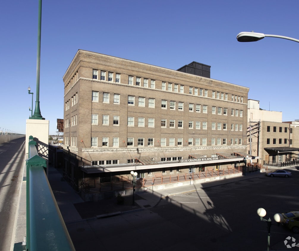 Primary Photo - Grainger Building