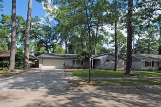 Building Photo - 10034 Cedardale Dr