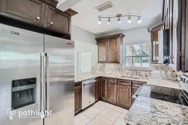 Building Photo - 5143 8Th Avenue N, St. Petersburg, FL, 33710