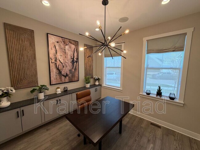 Building Photo - 7889 Arimoore Dr