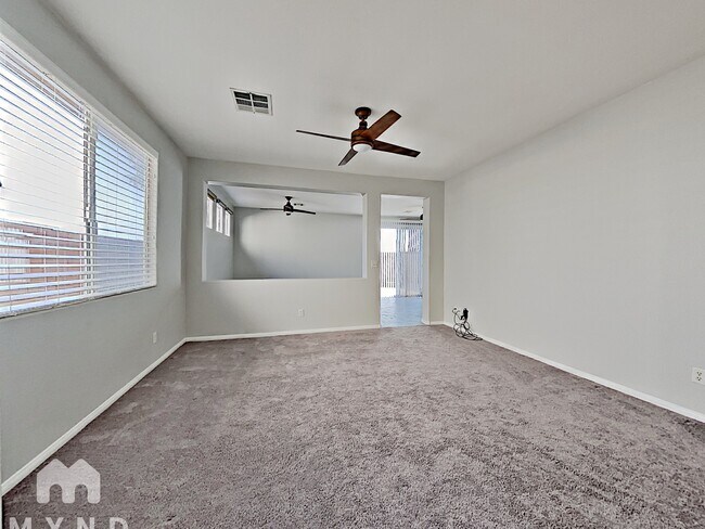 Foto del edificio - 7635 Avila Beach Ave