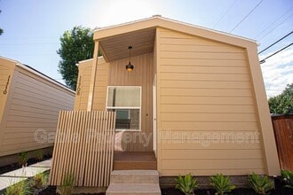 Building Photo - 11708 Albers St