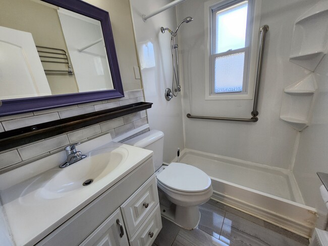 Building Photo - 9416 Kathlyn Dr