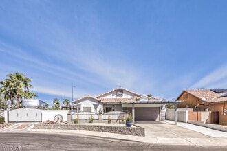 Building Photo - 7520 Barbie Ave