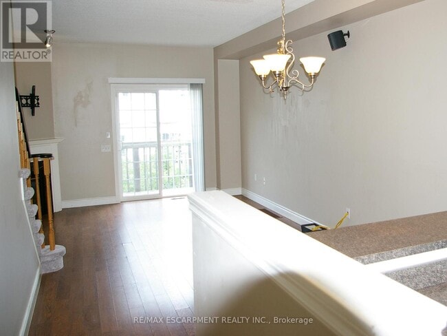 Photo du bâtiment - 5080-5080 Fairview St